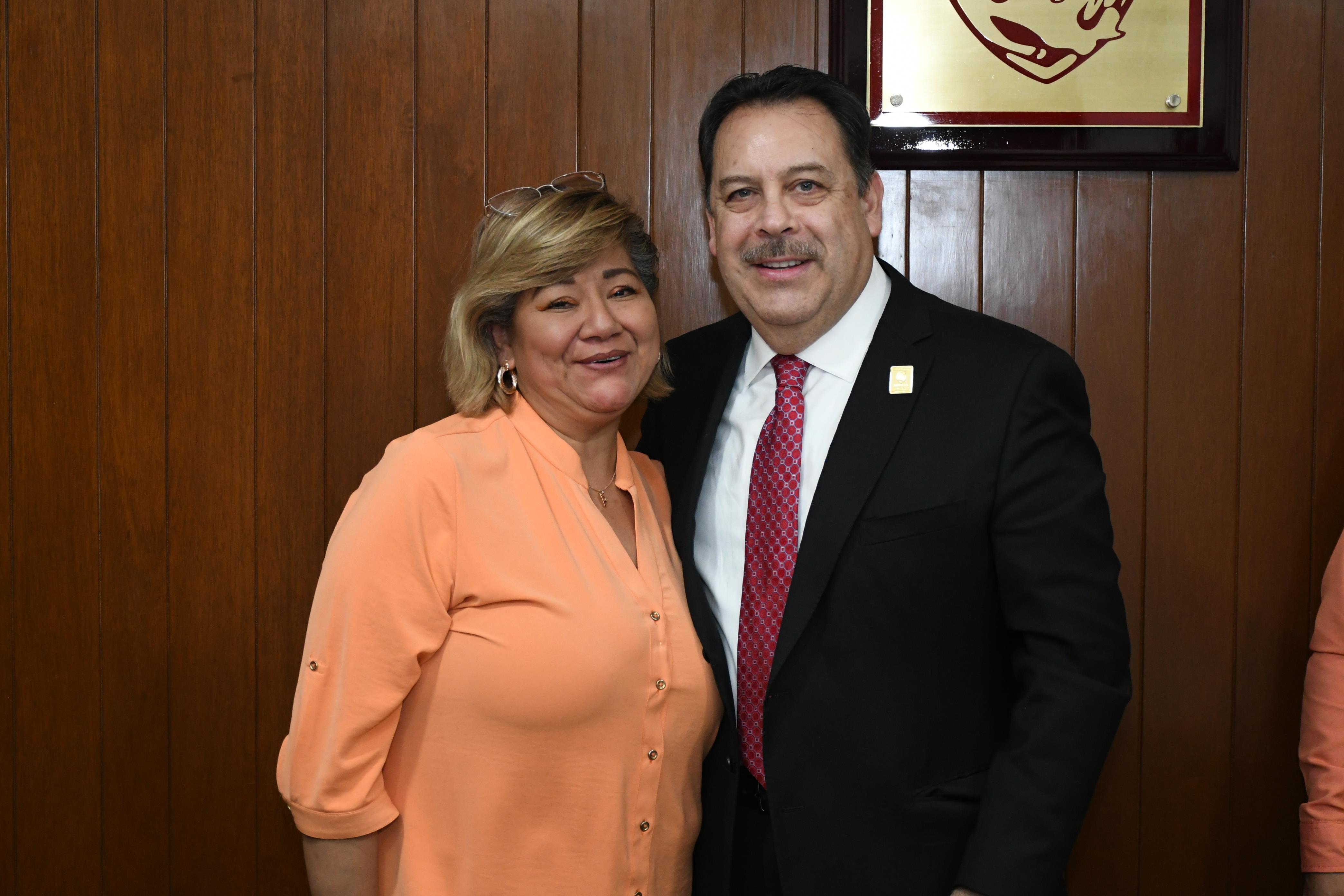 Reunión con compañeras y compañeros de la Sección XLI, Hospital Regional "1º de Octubre"